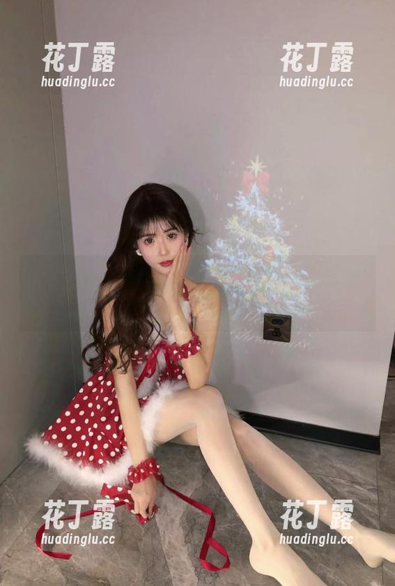 Feilin嗲囡囡-程慧娴Phoebe Feilin嗲囡囡 - 最新美图大赏:程慧娴Phoebe短裙风格,尽显优雅与活力.txt