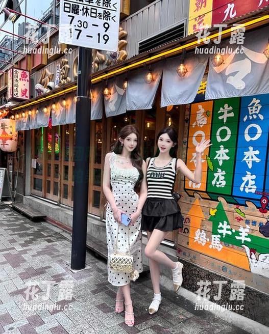 GIRLT果团网 - 专注透明之美，酸酱兔的私拍美图揭秘独特人生.txt