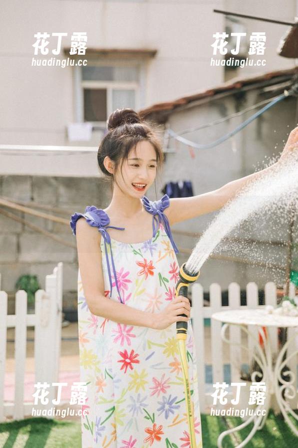 IMiss爱蜜社 - 魅力不凡！兜豆靓Youlina女王写真大赏，赶紧下载收藏吧！.txt