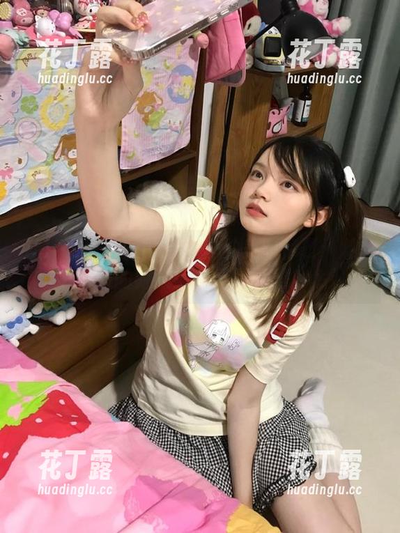 IMiss爱蜜社 - 御姐私拍美图特辑：娜大少爷的时尚魅力无限展现.txt
