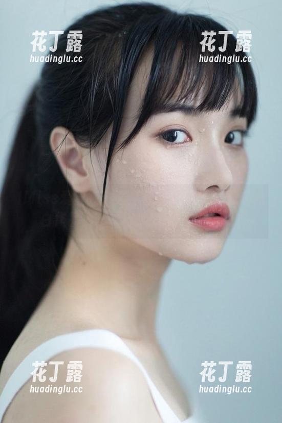 IMiss爱蜜社-张思允 IMiss爱蜜社 - 最新图包来袭:张思允黑白作品,艺术与美的完美结合.txt