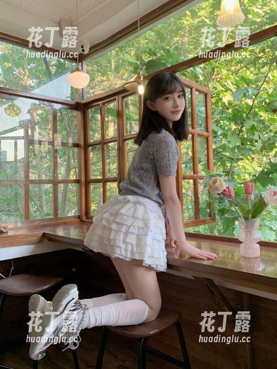 IMiss爱蜜社-萌白酱 IMiss爱蜜社 - 萌白酱的教室写真作品分享,带你走进五彩斑斓的校园梦幻世界.txt