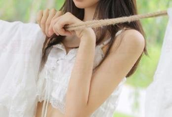 IMiss爱蜜社 - 黄乐然私拍合集：纯白之中倾诉的柔美故事.txt