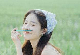 微密圈 - 精选图片展现Jessie婕西灰丝的优雅，诠释独特的时尚潮流.txt