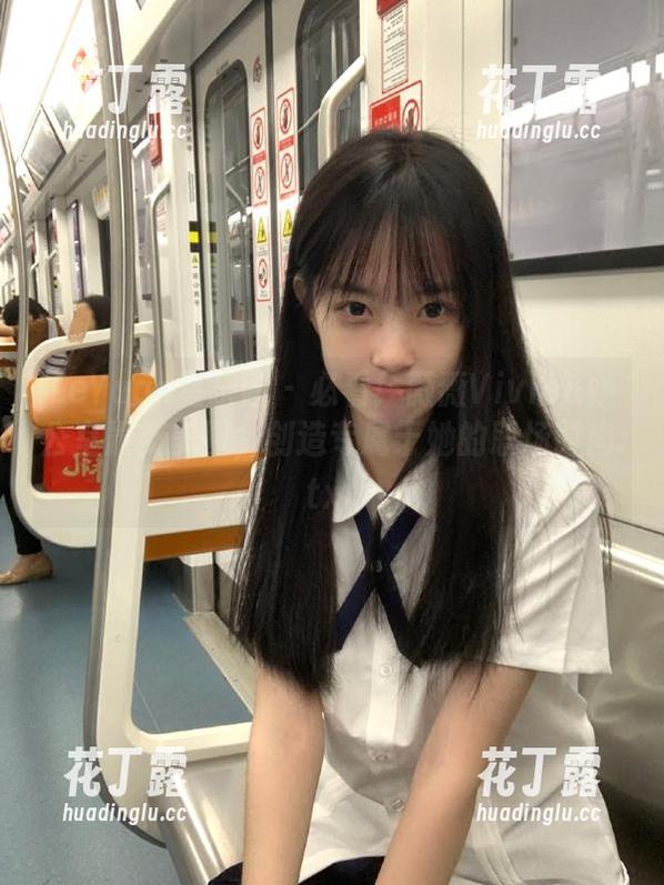 LeYuan星乐园-薇薇Vivian LeYuan星乐园 - 必看!薇薇Vivian办公室最新美图,创造专属于她的职场时尚.txt