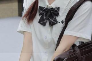 MFStar模范学院 - Jennanni_Jen眼镜图册全新上线，别错过这个免费的视觉盛宴！.txt