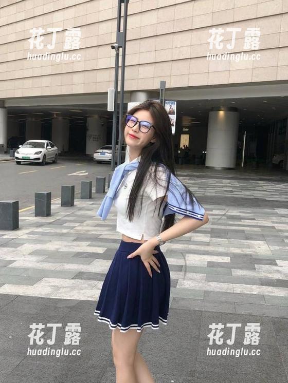 MFStar模范学院-文静儿 MFStar模范学院 - 文静儿短裙写真更新,时尚摄影艺术再升级,展现无尽的少女心!.txt