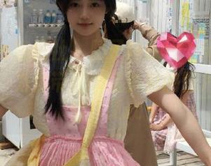 MiiTao蜜桃社 - 陌子Mandy女孩的写真画卷：为你带来丰富多彩的图片资源体验！.txt