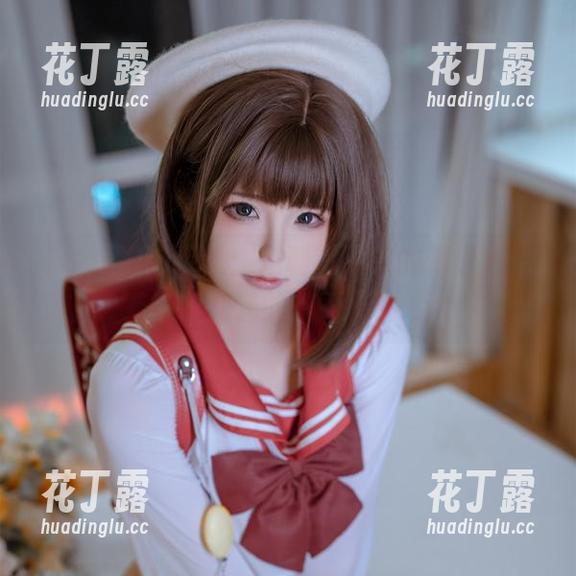 Quan冉有点饿：定制写真中的葬送与芙莉莲芙莉莲的华丽转身.txt