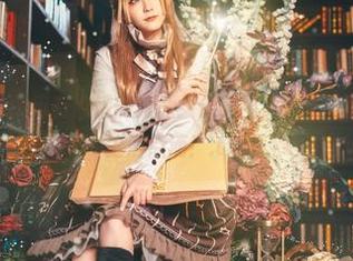 一起欣赏Quan冉有点饿的兔耳女仆美图，分享她的创作灵感与生活点滴！.txt