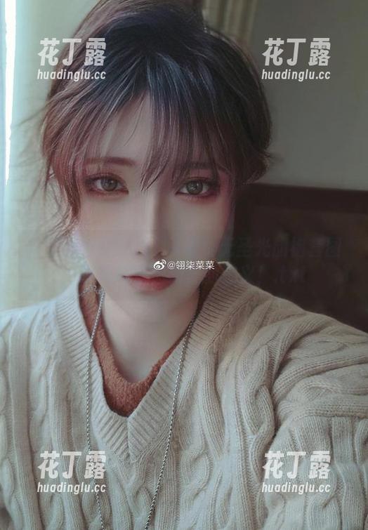 从未见过的Sakiiii翎柒无圣光旗袍套图，瞬间颠覆你对美的定义！.txt