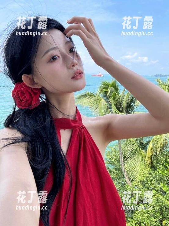 SiHua思话 - 最新更新！Reya女神的黑丝图集揭示她的神秘魅力与经典美态.txt