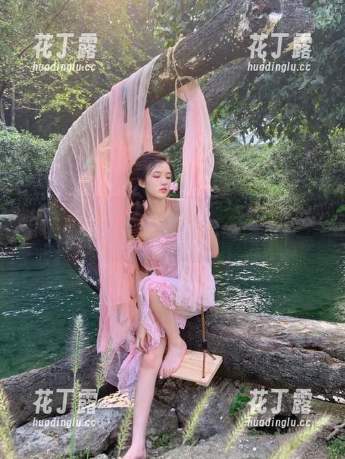TGOD推女神 - 福利大放送！佟蔓剧情图片，捕捉每一份美丽瞬间.txt