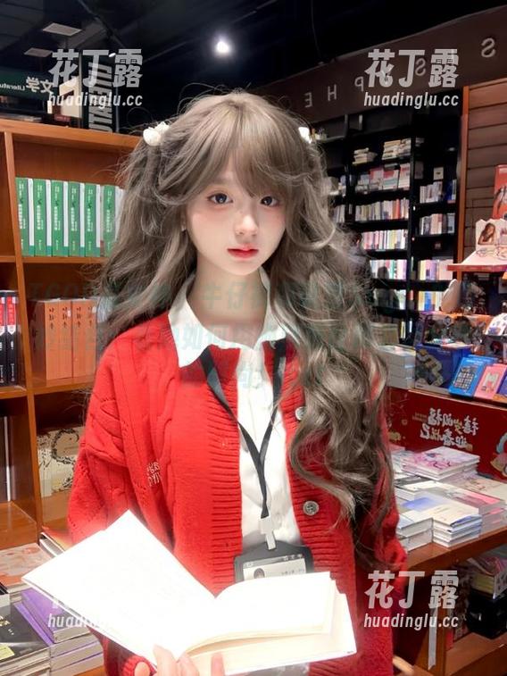 TGOD推女神-梁莹Sugar TGOD推女神 - 牛仔裤和梁莹Sugar的奇妙结合:看她如何用幽默感诠释套图分享的时尚!.txt
