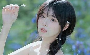 TGOD推女神 - 最新雪瑞Lisa双人写真作品集，让你陶醉于视觉盛宴.txt