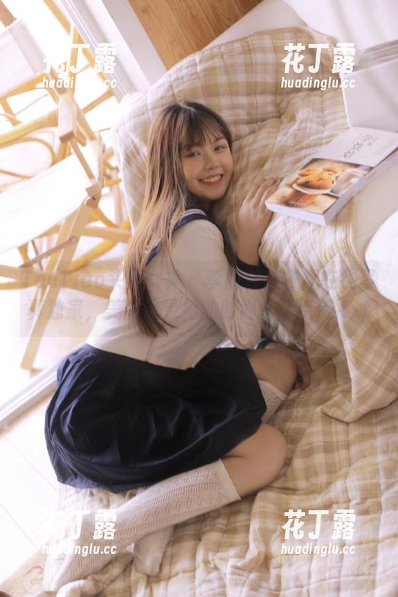 TouTiao头条女神-李丽莎 TouTiao头条女神 - 李丽莎连衣裙在线写真独家,美图记录她的时尚生活点滴.txt