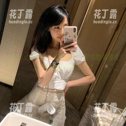 UGirls尤果网 - 和刘娅希一起领略私房女友原图的独特魅力.txt