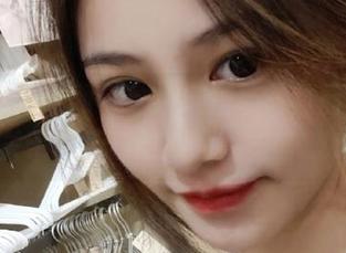 UGirls尤果网 - 赵娜娜短裤写真图集，一场关于夏天与时尚的视觉盛宴.txt