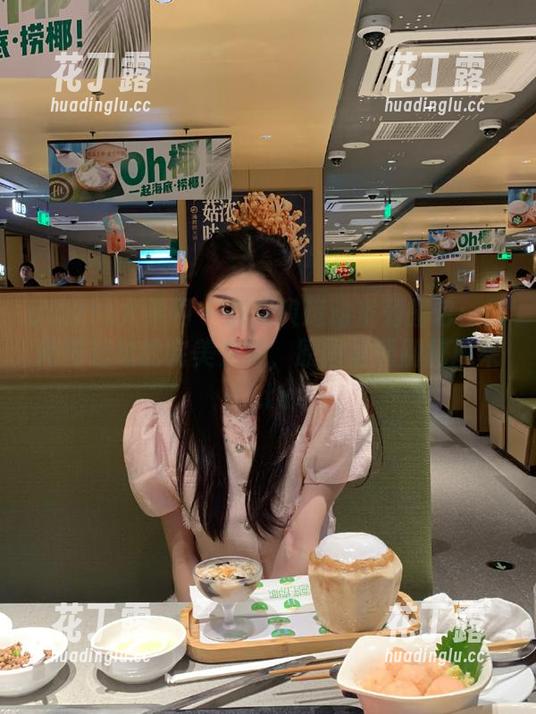 UGirls尤果网 - 齐贝贝运动系列图包：时尚与运动的完美交融，原图呈现别样风采！.txt
