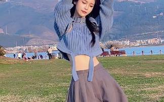 Xiuren秀人网 - 让人惊艳的刘婷婷连体衣高清下载，感受自嘲与自信的完美融合.txt