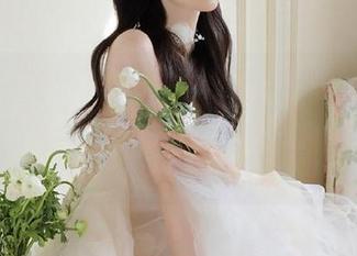 Xiuren秀人网 - 夏晓Maggy全新发布的纯白套图，最新作品带来的时尚灵感与美感.txt