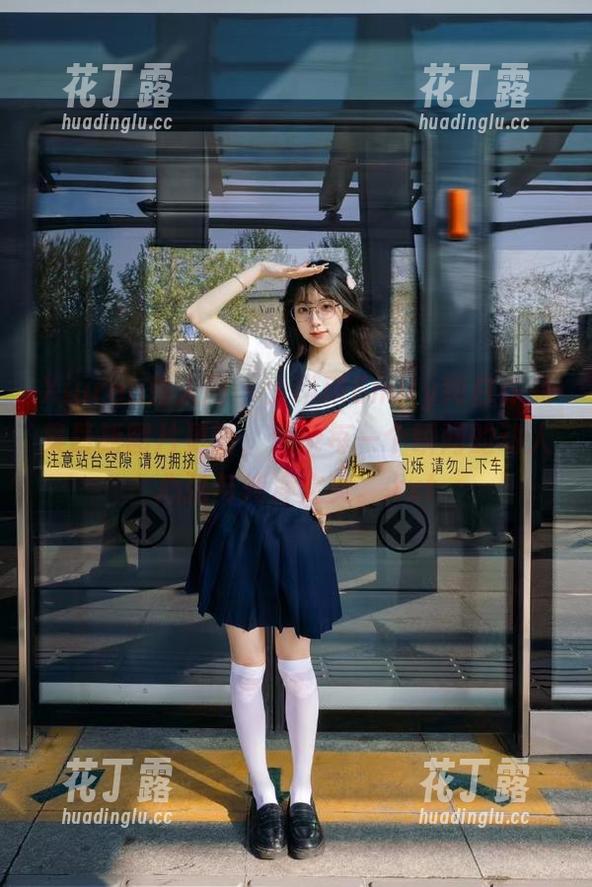 Xiuren秀人网-大琪琪Emily Xiuren秀人网 - 大琪琪Emily纯白作品集最新图片更新,记录每一个瞬间的动人心弦与纯净之美。.txt