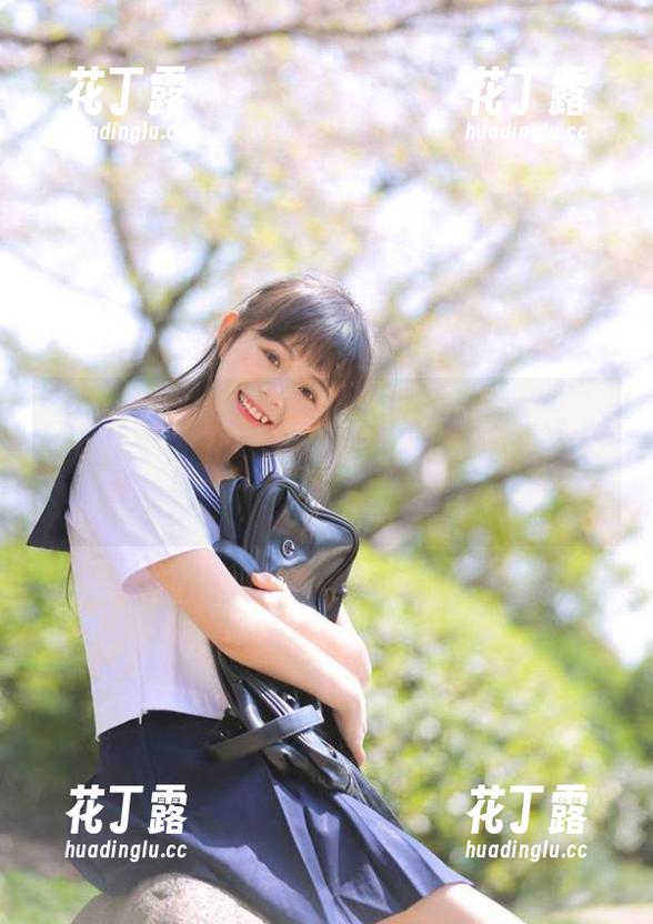 Xiuren秀人网-月夕Lily Xiuren秀人网 - 重磅更新!月夕Lily女友写真作品带你领略别样的视角与美感.txt