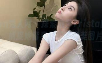 Xiuren秀人网 - 探索瑞莎Trista的校服写真，捕捉她青春瞬间的绝美图片.txt