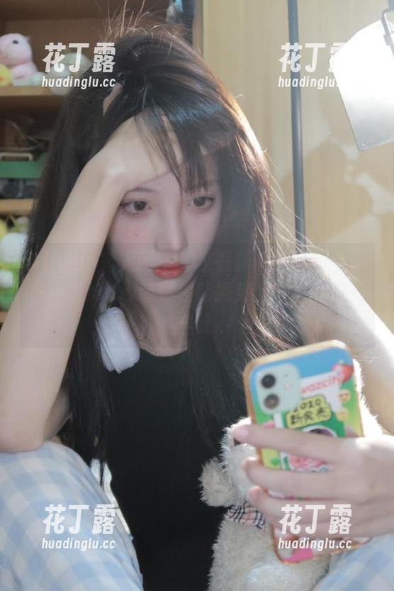 Xiuren秀人网 - 独家最新粉色写真合集，瑶瑶baby带你领略搞笑与美丽的奇妙结合.txt
