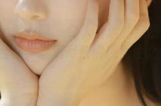 Xiuren秀人网 - 令人着迷的金妍兮裤里丝写真合集，淋漓尽致展现女性之美！.txt