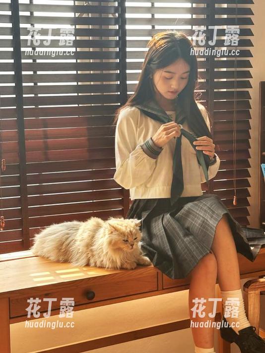 Xiuren秀人网 - 雨瞳Yoyo少女写真合集大放送：全新更新，与你分享每一份美好.txt