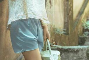 Xiuren秀人网 - 探索风景尤美的教室：精美图集合集，记录下每个动人的瞬间.txt