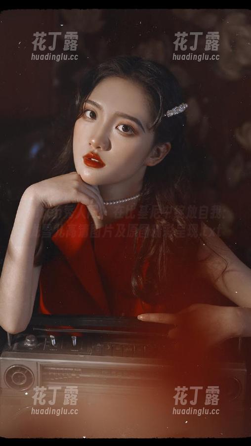 Xiuren秀人网-龙雪儿 Xiuren秀人网 - 在比基尼中绽放自我:龙雪儿高清图片及原图精彩呈现.txt