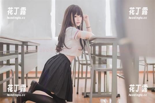 在线揭晓Yoko宅夏的网袜图集，感受别样的夏日诱惑.txt