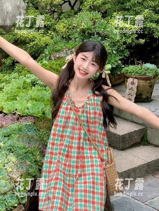 YouMi尤蜜荟-Egg-尤妮丝Egg YouMi尤蜜荟 - 疯狂吐槽:Egg-尤妮丝Egg修女的网盘合集里,这波修道士风格太离谱了!.txt