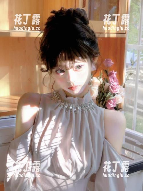 YouMi尤蜜荟-Lucky沈欢欣 YouMi尤蜜荟 - 拥抱时尚,高清Lucky沈欢欣眼镜写真任你免费下载欣赏!.txt
