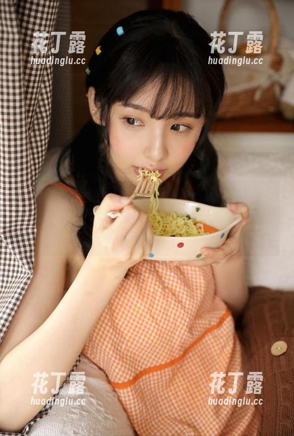 YouMi尤蜜荟-刘钰儿 YouMi尤蜜荟 - 收藏刘钰儿的圣诞节魔法,尽享原图下载服务,让快乐永驻心间!.txt