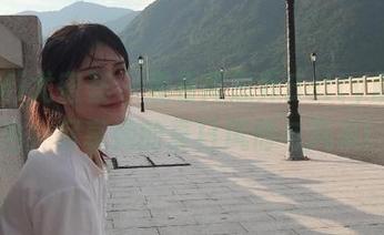 YouMi尤蜜荟 - 观看周思乔Betty最新夏日图包，尽享她的夏日风情与风采！.txt