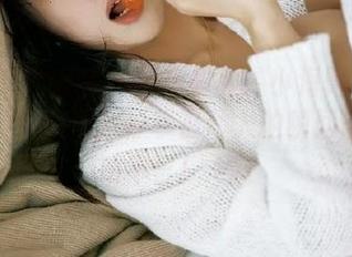 YouMi尤蜜荟 - 图库盛宴：小海臀Rean献上学妹系列，分享最动人的瞬间让你心动不已！.txt