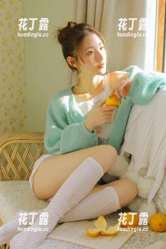 YouWu尤物馆-baby贝贝 YouWu尤物馆 - 四季变换中的baby贝贝兔女郎:原图与图包带你走进她的世界.txt