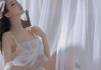 YouWu尤物馆 - 小尤奈全套写真作品即将上线，修女主题为你揭示内心深处的宁静.txt