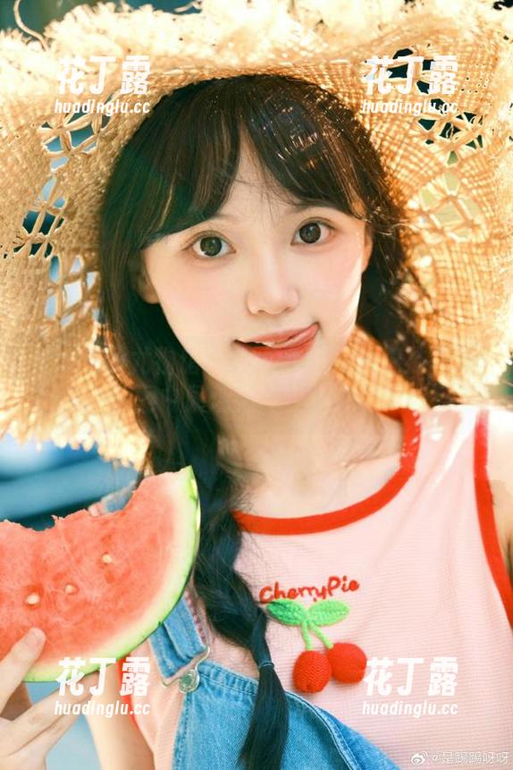 YouWu尤物馆 - 小尤奈的可爱棉袜图册，原图中展现无尽少女心！.txt