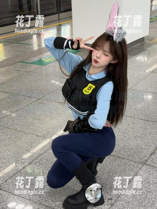 完整收录asagiriai(爱ちゃん)温柔风格的免费图集，探索她的独特魅力.txt
