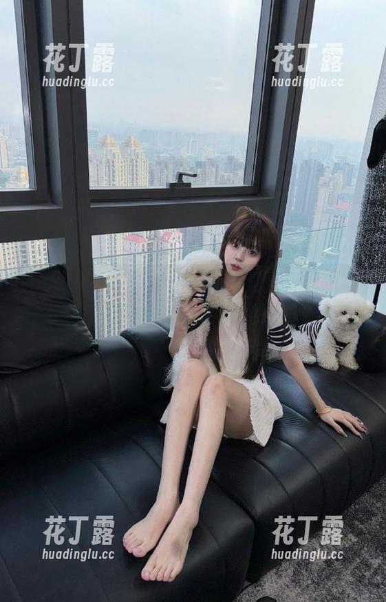 beautyleg-Dana beautyleg - 与Dana一同沉醉在短裙福利写真中的趣味时光吧!.txt