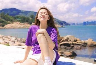 beautyleg - 在高跟鞋的世界里，Julia用她的写真作品集勾勒出女性的自信与风采，值得细细品味.txt