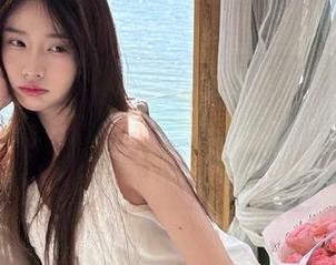 beautyleg - Olivia甜心的绝美壁纸与动人美图，打造独特个性的屏幕风格，让生活更精彩.txt