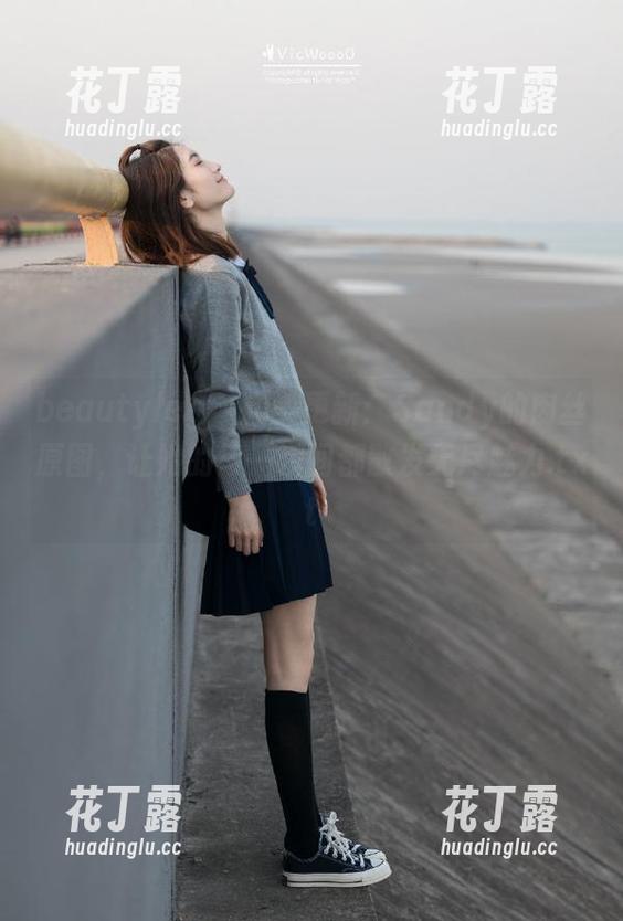 beautyleg-Sandy beautyleg - 精美更新:Sandy的肉丝原图,让她的每一瞬间都散发无尽魅力.txt