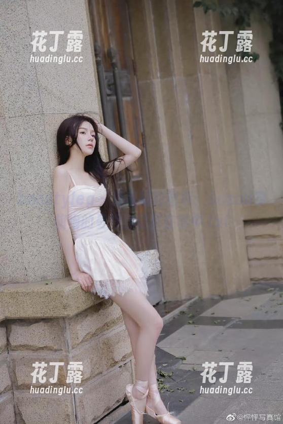 beautyleg-Susan beautyleg - 独家福利图包:Susan穿旗袍的曼妙身姿尽在其中.txt