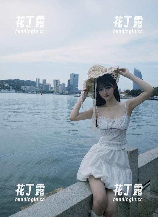 beautyleg-YuHsuan beautyleg - 探索YuHsuan黑色作品:写真照片背后的故事与情感.txt