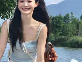pans - 精致生活与绝美姿态：夏涵御姐写真合集分享，将优雅进行到底！.txt